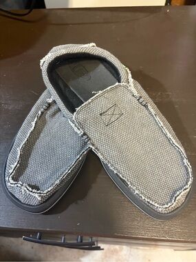 Men's Sanuk Casual Slip-On Loafers in Grey 10